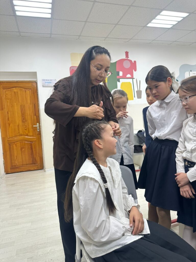 «Көңілді 15 минут – Өнегелі 15 минут: Анамның шаш үлгісі&hellip;